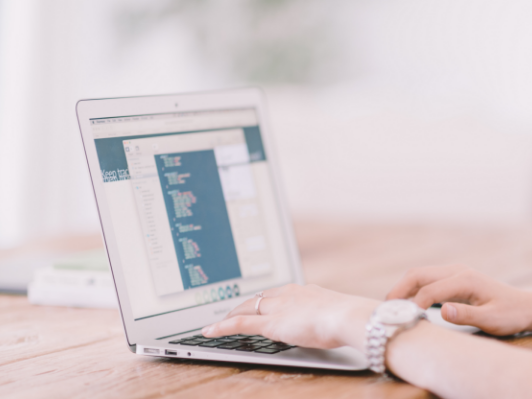 C/C++知识点之自己用C语言写PIC32单片机的serial bootloader