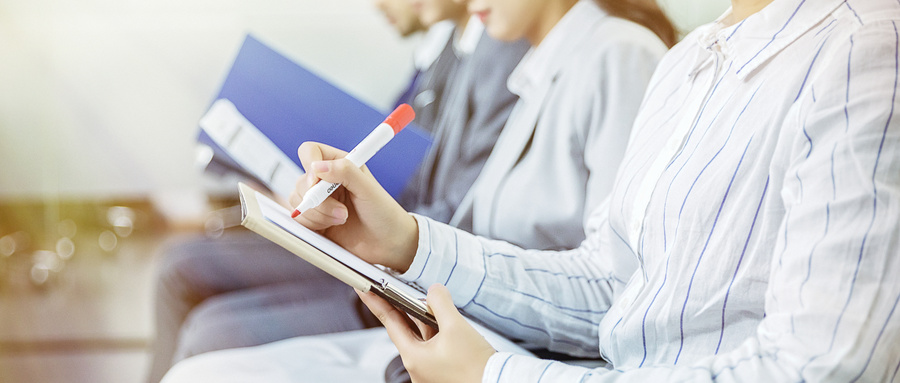 盘点与高薪无缘的十大专业，你中招了吗？